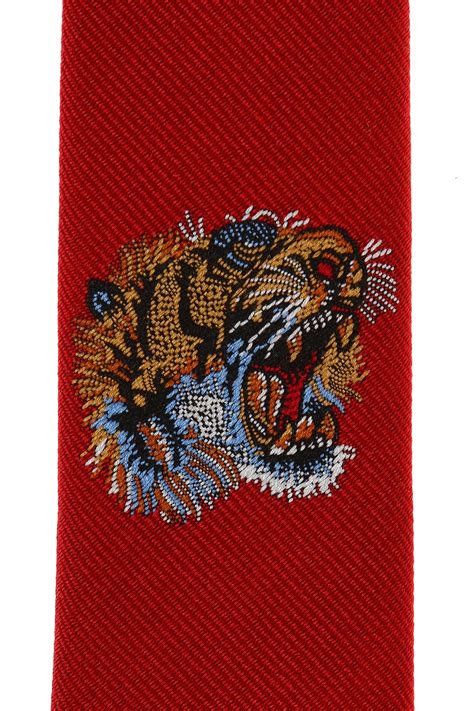 gucci tiger tie red|Gucci tiger underknot tie.